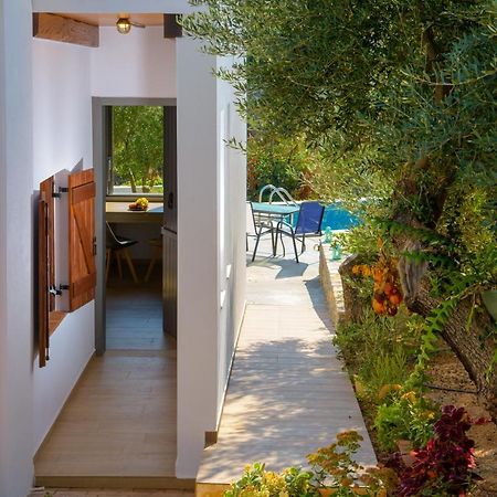Villa Douloumi Mílatosz Kültér fotó
